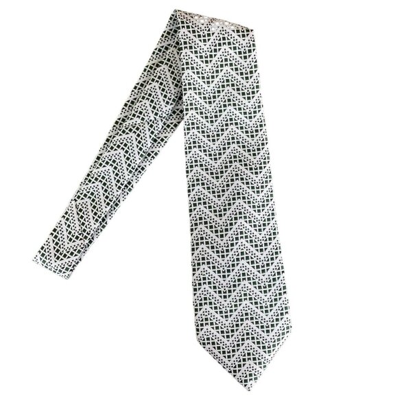 Vintage Mens Wide Tie Deep Green Geometric Chevron Pattern of Polyester - Picture 1 of 5